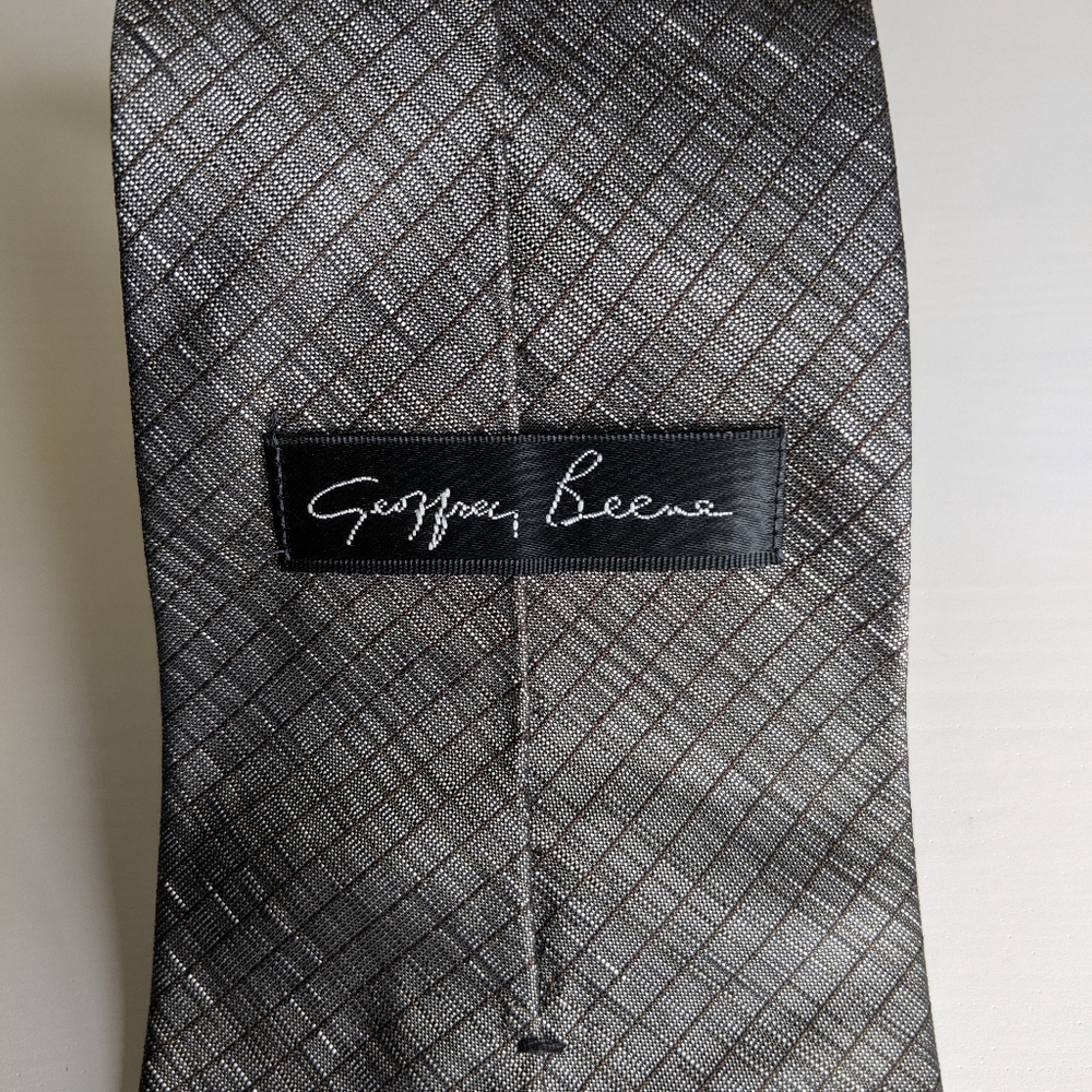 Geoffrey Beene - Picture 2 of 3